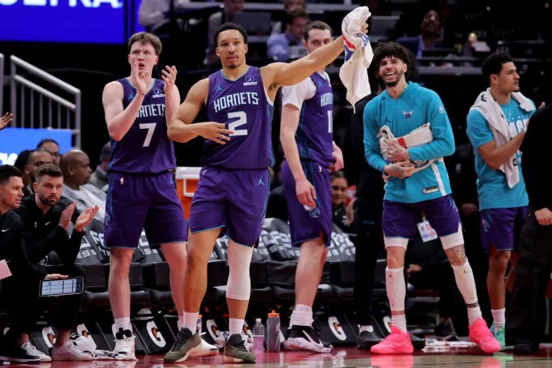 开云官网登录-正式崛起了！本赛季的黄蜂，到底有多猛？