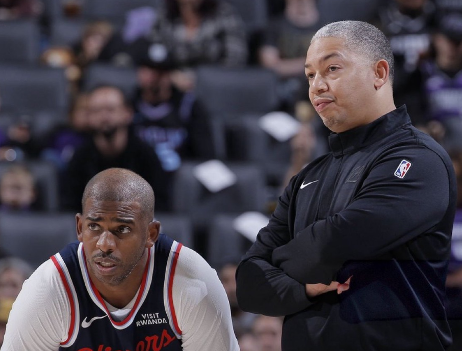 开云官网登录-从5胜16负,到16胜8负,全联盟找不到下家!NBA传奇球星该退役了