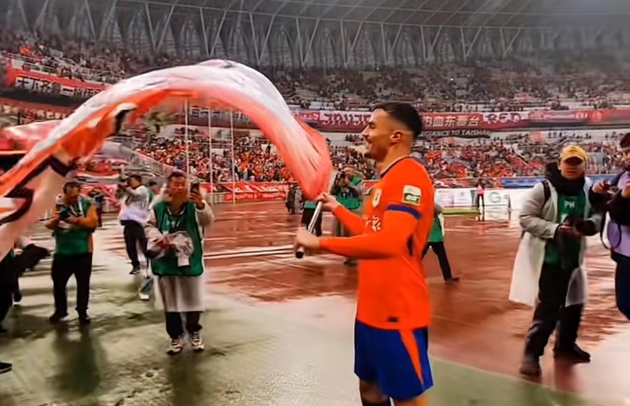 阿尔瓦罗：我还在慢慢进步，个人的体能状态也在慢慢提高