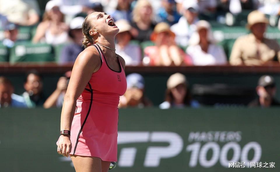 开云官网登录-萨巴救赛点双复仇莱巴逆转夺冠，辛纳带伤作战双抢七绝杀梅总捧杯